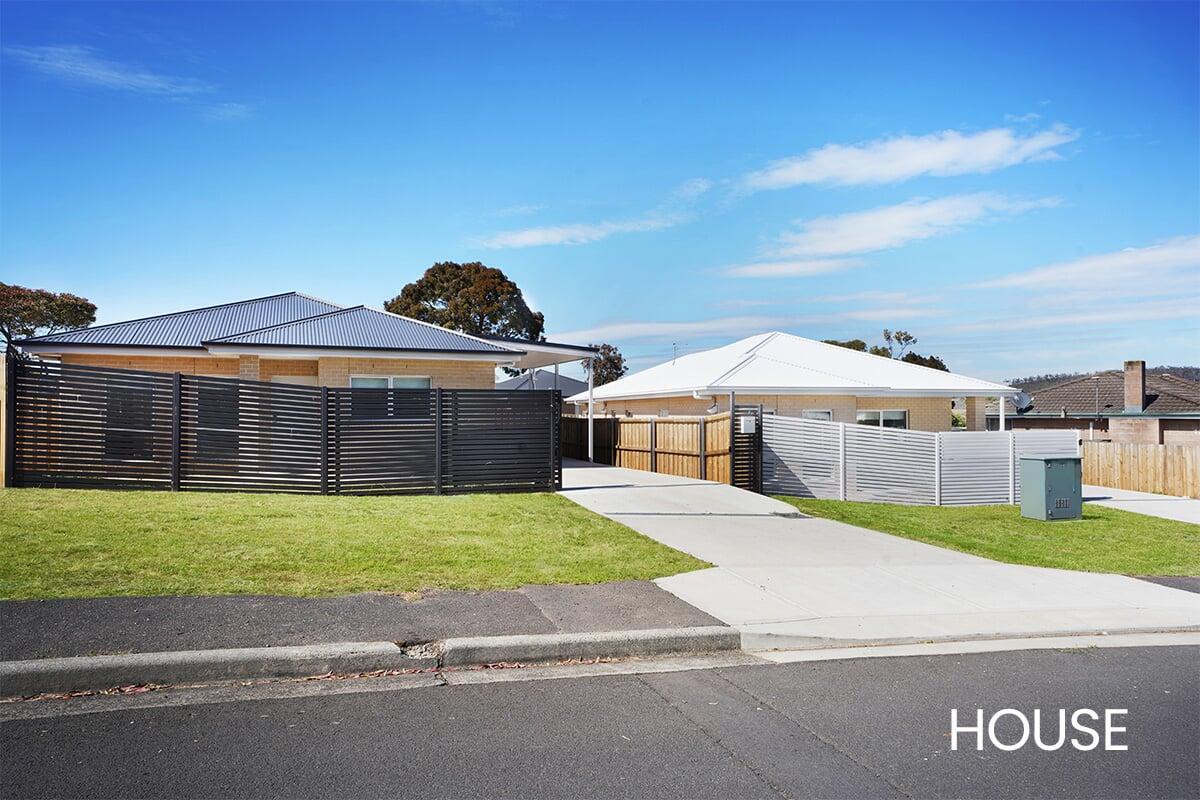 Clarendon Vale Robust SDA Houses & Villas Bright and spacious bedrooms create a welcoming and relaxing atmosphere.