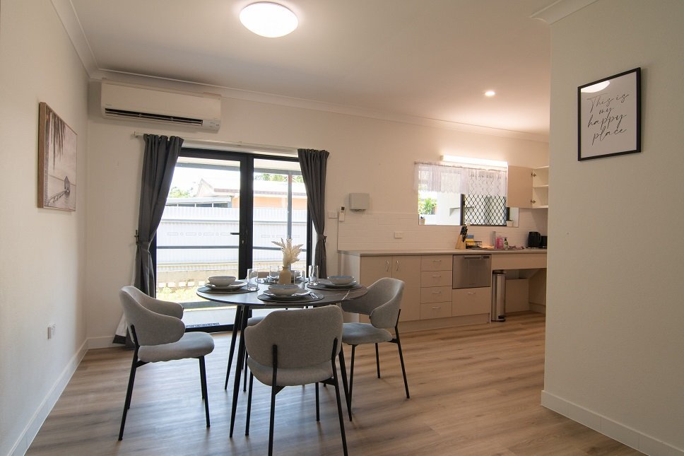 Manunda Residences Dining View